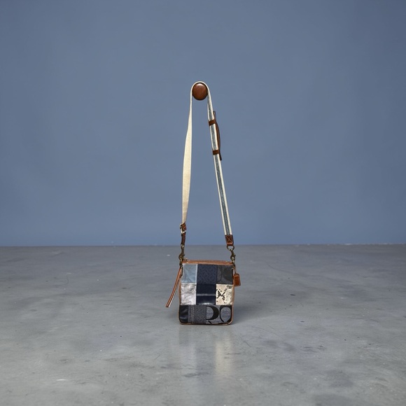 COACH 2006 VINTAGE PATCHWORK DENIM CROSSBODY BAG - Picture 2 of 5